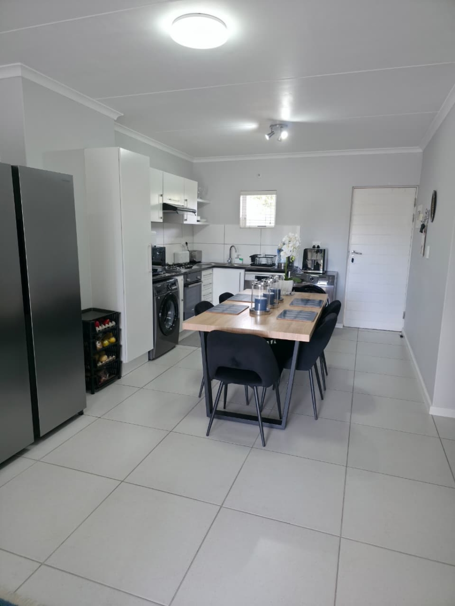 2 Bedroom Property for Sale in Burgundy Estate Western Cape